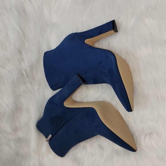 Marc Fisher LTD. Women's Mayae Suede Pointed Toe High-Heel Booties - Picture 8 of 9